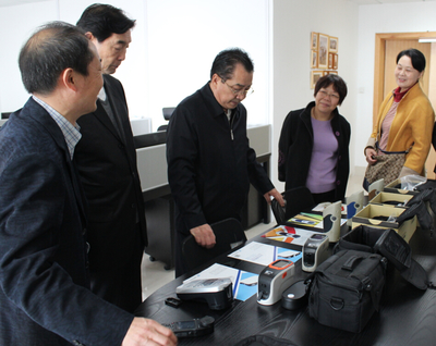 儀器儀表學會常務副理事長吳幼華蒞臨彩譜科技