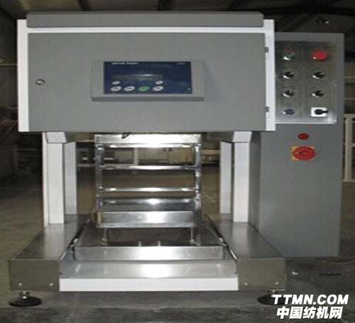 全自動水性油墨調(diào)色機(jī) 全新設(shè)計,展現(xiàn)金色彩一馬當(dāng)先